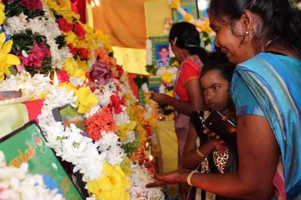 நீண்டகால இடைவெளியின் பின்பு முல்லையில் மாவீரர்களுக்கு அஞ்சலி!!