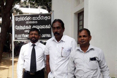 சாவகச்சேரி நகரசபையில் போட்டியிடுவதற்கு வேட்பு மனு தாக்கல் செய்திருந்த 7 வேட்பாளர்களும் தாம் தேர்தலில் போட்டியிடுவதில் இருந்து விலகுவதாக அறிவித்துள்ளனர்.