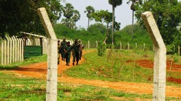 முல்லைத்தீவில் படையினர் வசம் உள்ள காணிகள் பொதுமக்களுக்கு -