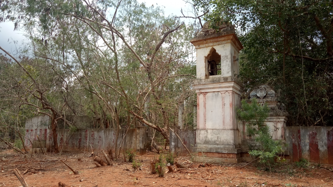 மீள்குடியேற்ற பகுதியில் 3 பாரிய படைமுகாம்கள்...