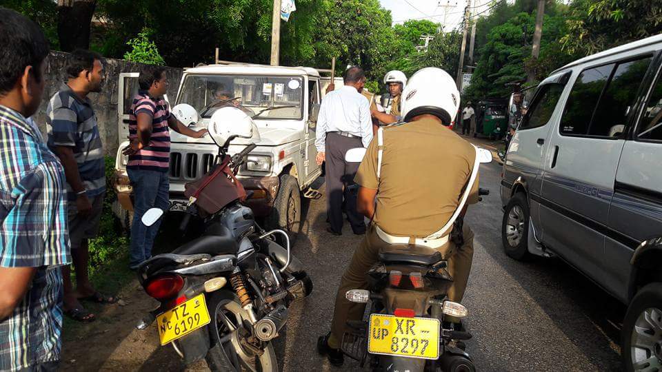 யாழில் விபத்துக்களை ஏற்படுத்தி விட்டுத் தப்பியோடிய வாகனம் மடக்கிப் பிடிப்பு