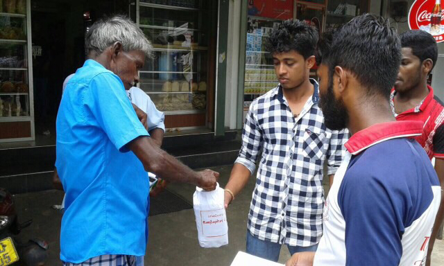 பாவப்பட்ட பணத்தை திருப்பி வழங்குவோம்! - ஈபிடிபி தவராசாவுக்கு செருப்படி