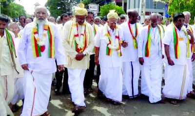 தமிழரசு கட்சி வளா்ச்சிக்கு மக்கள் பிரதிநிதிகள் கட்டாயம் பணம் செலுத்தவேண்டும் என தீா்மானம்..