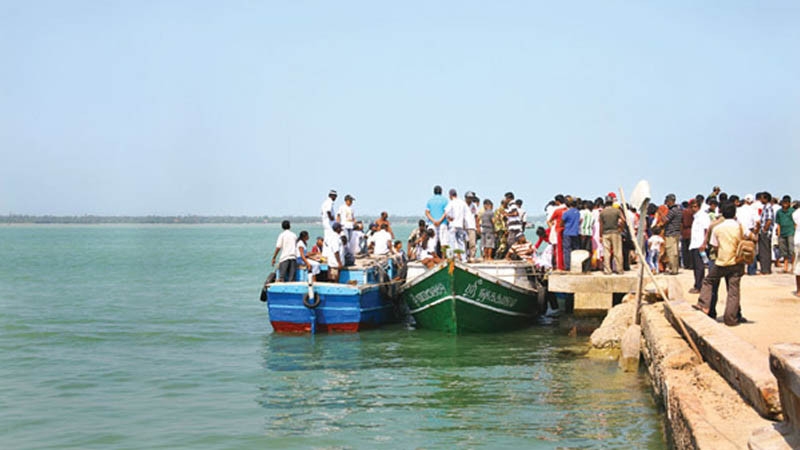 யாழ்.தீவுப்பகுதிக்கான படகுச்சேவை கட்டணம் அதிகளவில் அறவிடப்படுவதால் மக்கள் சிரமம்..