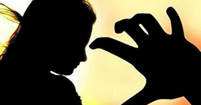 மாணவியை வல்லுறவுக்குட்படுத்திய இளைஞர் நாடாளுமன்ற உறுப்பினர், அவரது தாய் உள்ளிட்ட மூவர் கைது!