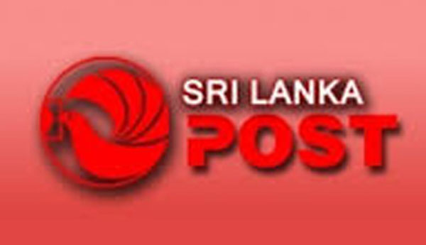 பாலாலி வீதியில் உள்ள தபால் பெட்டிக்கு பூட்டு இல்லை. நம்பி தபால்களை போடும் மக்கள்..