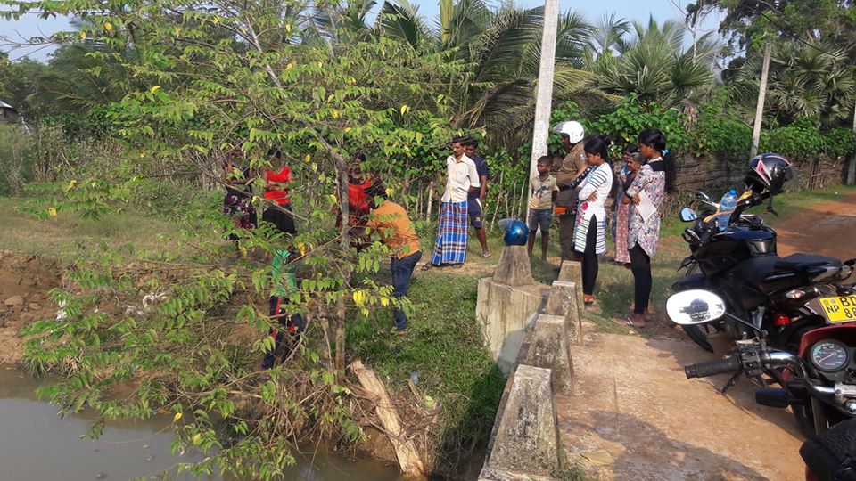 நீா் நிறைந்த வாய்க்காலுக்குள் விழுந்து 11 வயது சிறுவன் உயிாிழப்பு.. சோகத்தில் ஆழ்ந்த கிளிநொச்சி.