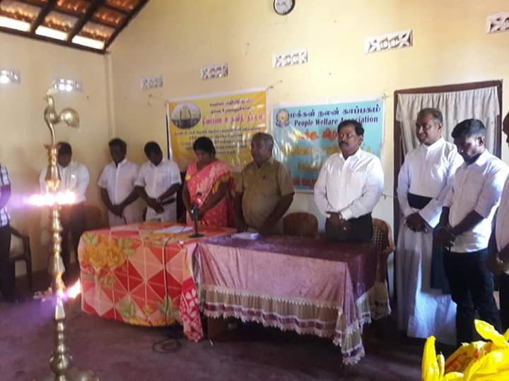 மாவீரா் குடும்பங்களுக்கு உலா் உணவு நிவாரணம் வழங்கிய நாடாளுமன்ற உறுப்பினா்..
