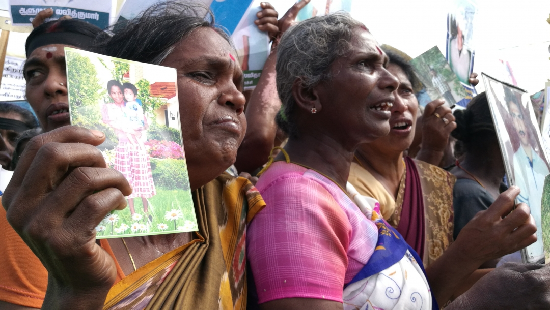 3 மணி நேரம் யாழ்ப்பாணம்- கண்டி வீதியை முடக்கி போராட்டம்..