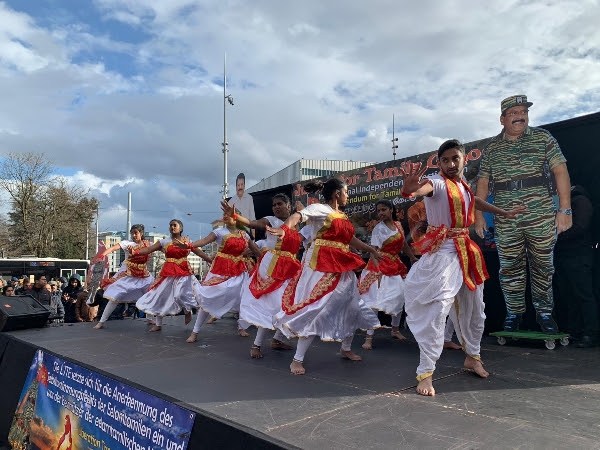 முள்ளிவாய்க்கால் இனப்படுகொலைக்கு நீதிகோாி ஜெனீவாவில் திரண்ட ஈழ தமிழா்கள்..