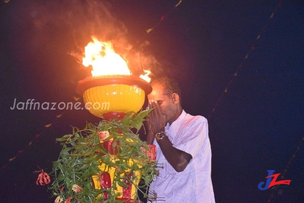 உறவுகளின் கண்ணீரால் நனைந்த ஆட்காட்டிவெளி துயிலும் இல்லம்!