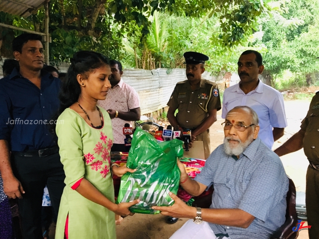 காணாமல் ஆக்கப்பட்டோரது பிள்ளைகளுக்கு க.வி.விக்னேஸ்வரன் கற்றல் உபகரணங்கள் வழங்கி வைப்பு!