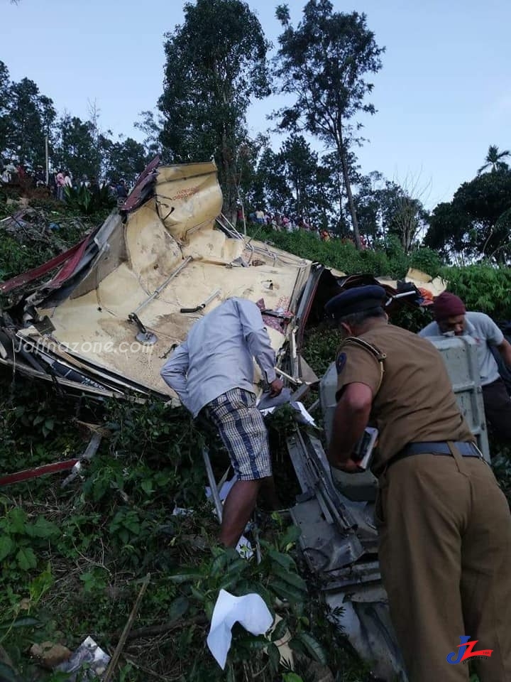 மடுல்சீமை விபத்தில் பலியானோா் எண்ணிக்கை 12 ஆக உயா்வு..! இரு குழந்தைகளும் உள்ளடக்கம், 36 போ் படுகாயம்..