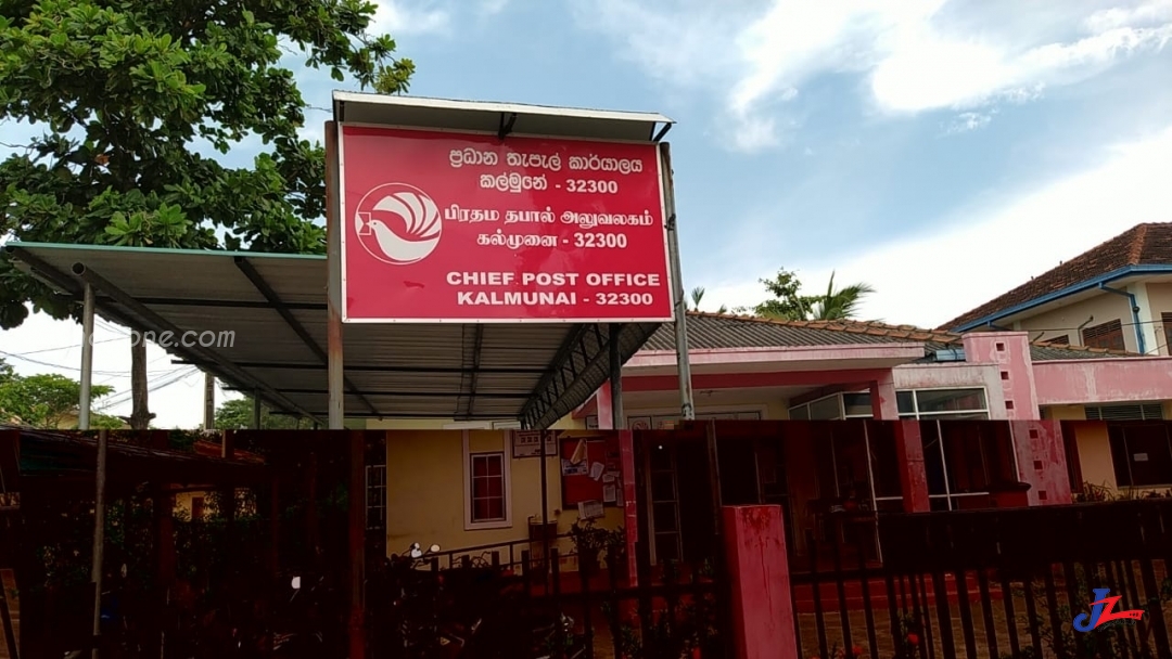 அம்பாறை மாவட்டத்தில் அரச தனியார் நிறுவனங்களின் பணிகள் சுகாதார வழிகாட்டல்களுடன் ஆரம்பித்துள்ளன.