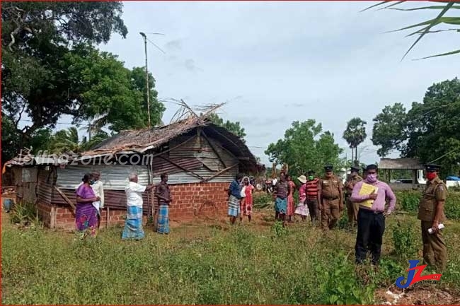 வவுனியாவில் குளங்களைப் பாதுகாக்கும் நோக்கோடு ஆக்கிரமிக்கப்பட்ட இரு குளக் காணிகள் மீட்பு