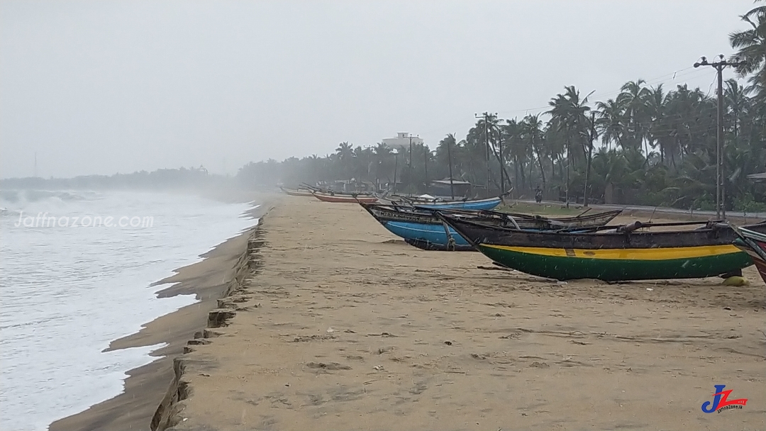 கடலில் நீரோட்டத்தின் வேகம் காரணமாக மீனவர்களின் வாழ்வாதாரம் பாதிப்பு