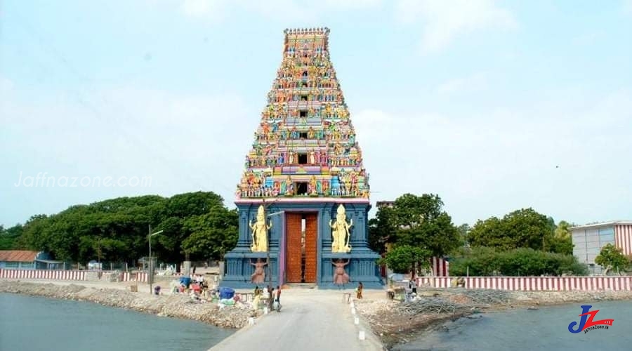 யாழ்.நயினாதீவு நாகபூசணி அம்மன் ஆலயத்திற்குள் நுழை பக்தர்களுக்கு தடை..! ஆலய நிர்வாகம் அறிவிப்பு..