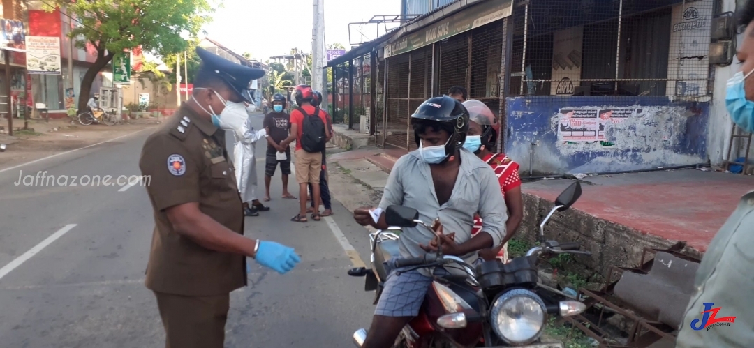 யாழ்.மாநகரில் அடையாள அட்டை இறுதி இலக்க நடைமுறை பொலிஸாரால் கண்காணிப்பு..! தேவையற்ற நடமாட்டம் வேண்டாம்..