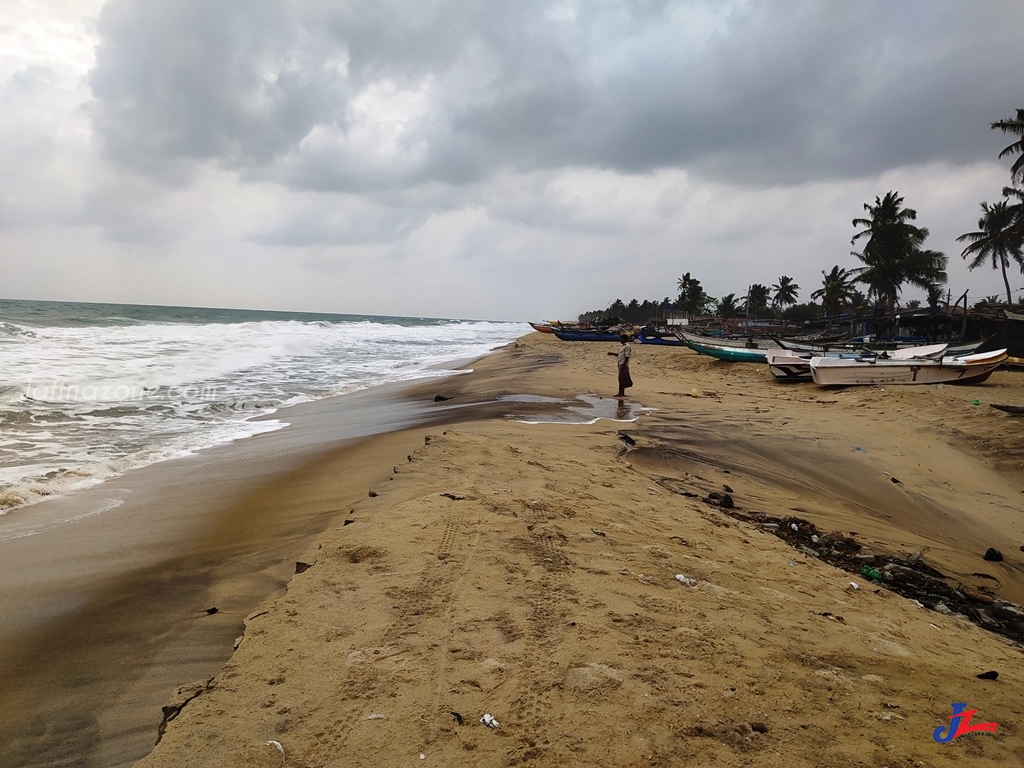 அம்பாறை மாவட்டத்தில் தீவிரமடைந்து வரும் கடலரிப்பு