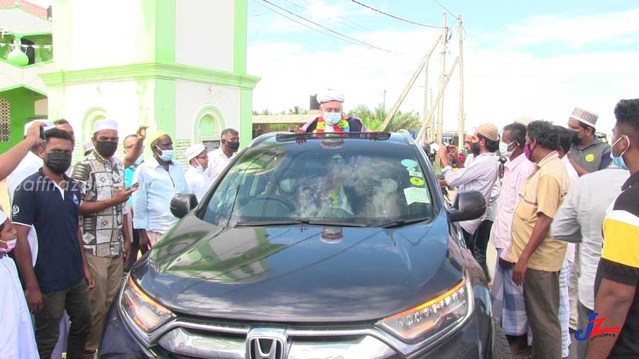 இலங்கை வந்துள்ள ஆன்மீகத் தலைவருக்கு வரவேற்பு