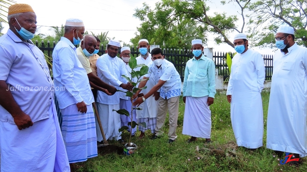 பிரதமரின் 76 ஆவது பிறந்தநாளை முன்னிட்டு விசேட துஆப்பிரார்த்தனை