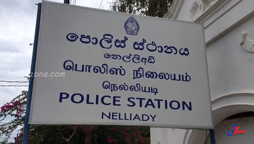 யாழ்.வல்லை மதுபானசாலையில் இளைஞன் குத்திக் கெல்லப்பட்ட சம்பவம்..! இரு சந்தேகநபர்கள் சரண், பிரதான சந்தேகநபர் தொடர்ந்தும் தலைமறைவு..