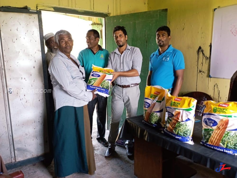 சோளப்பயிர்செய்கைக்கு விதை வழங்கும் நிகழ்வு