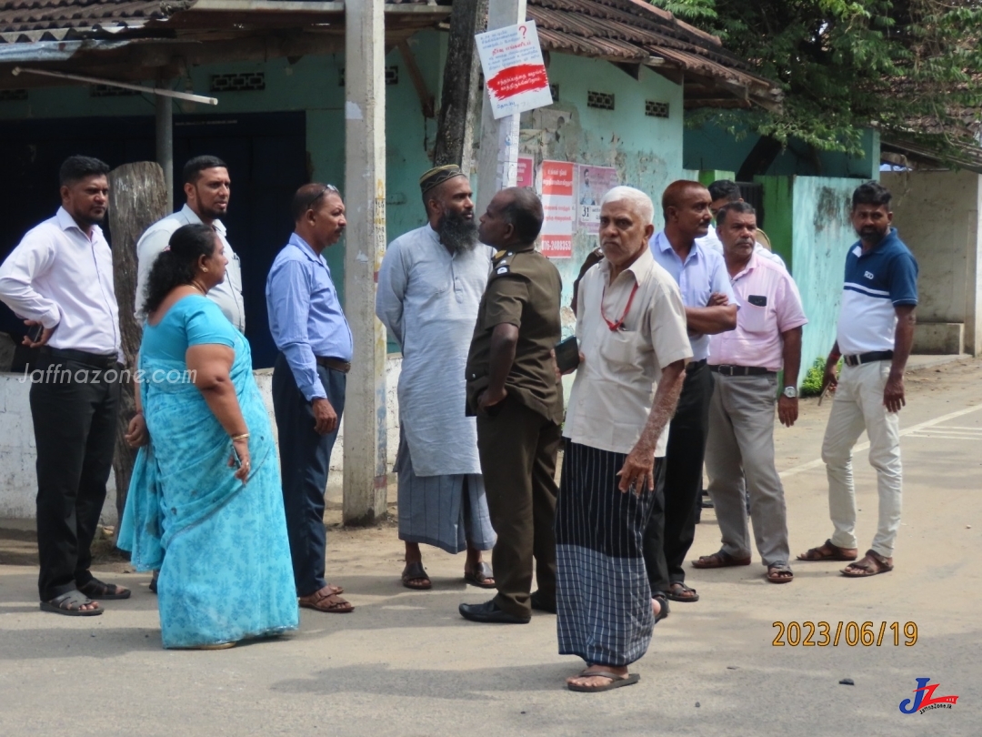 பொதுப் போக்குவரத்திற்கு இடையூறு -சட்டவிரோத மீன் வியாபாரிகளுக்கு எதிராக நடவடிக்கை