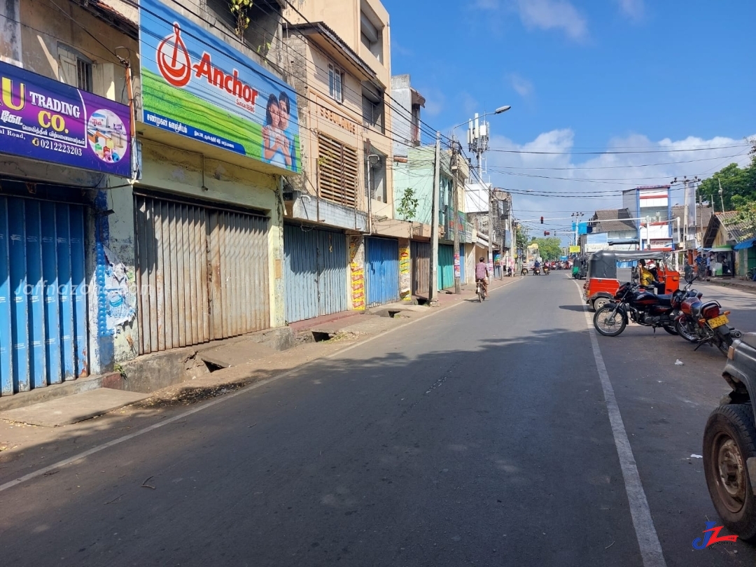 யாழ்.மாவட்டத்தில் பூரண ஹர்த்தால், முக்கிய நகரங்கள் வெறிச்சோடின...