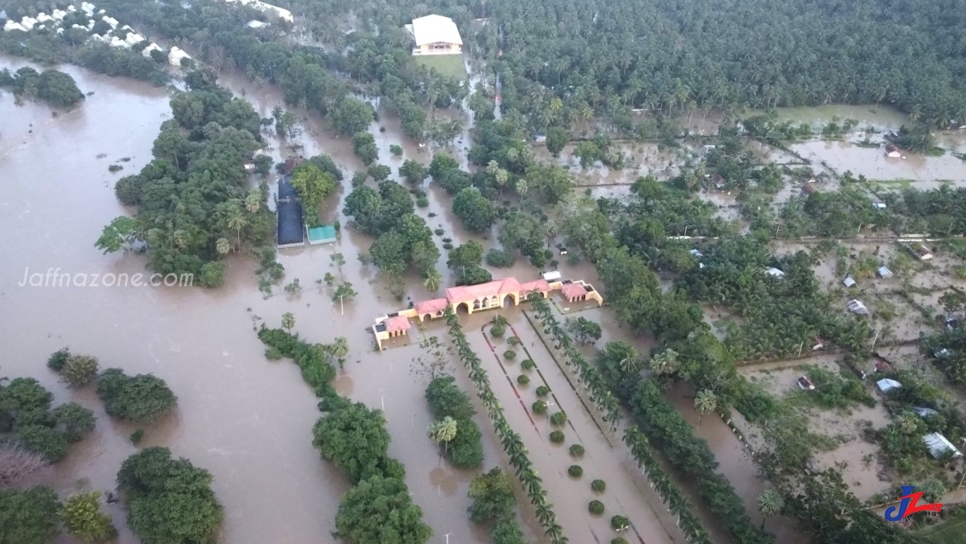 தென்கிழக்கு பல்கலைக்கழகம் ஒலுவில் வளாகம் நீரில் மூழ்கியது