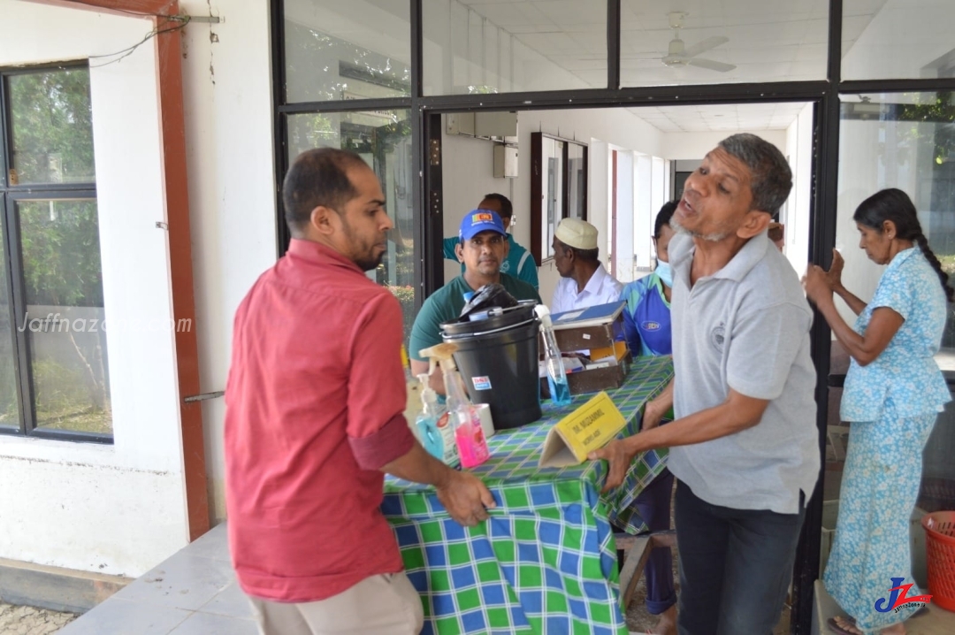 தென்கிழக்கு பல்கலைக்கழத்தில் இரண்டாவது நாளாகவும் சுத்திகரிப்பு பணி முன்னெடுப்பு