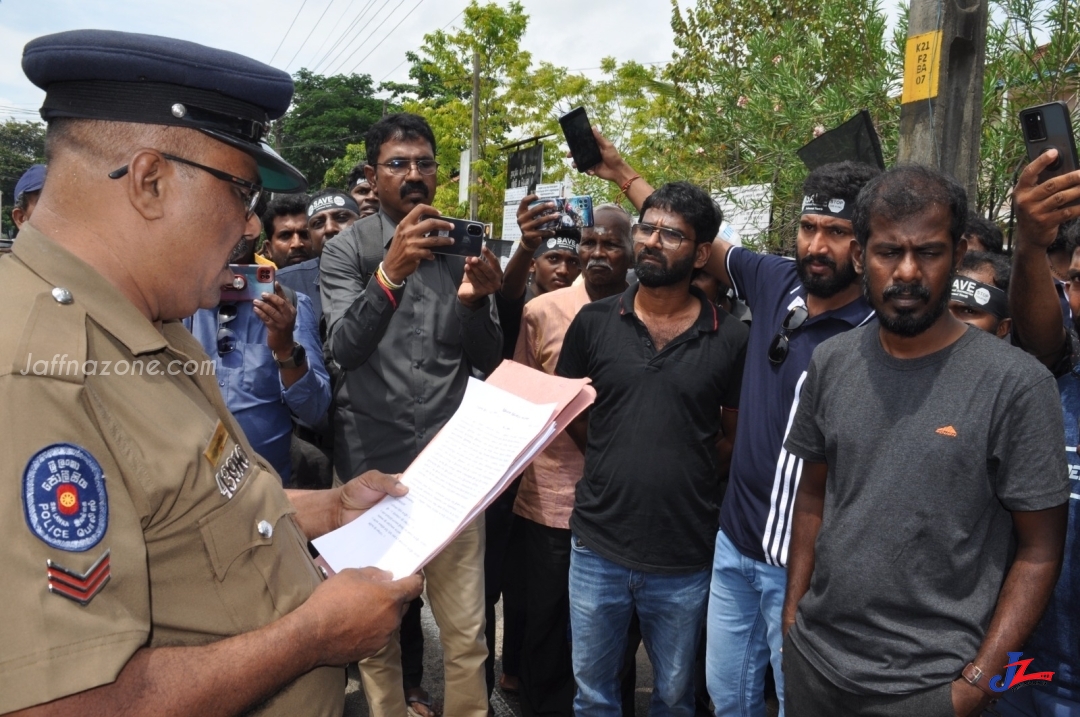 கறுப்பு சித்திரை என்ற பெயருடன் கல்முனை வடக்கு பிரதேச செயலக விடயத்திற்கு மோட்டார் சைக்கிள் பவணி