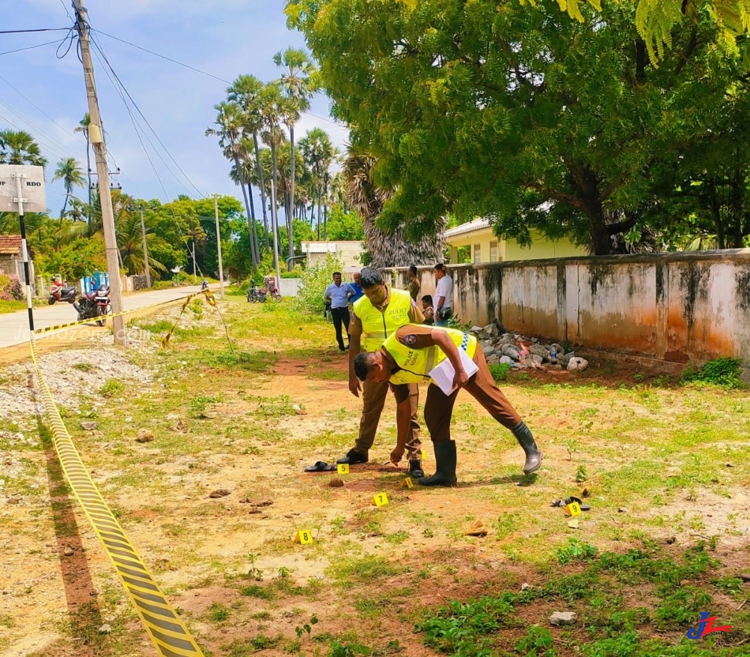 யாழ்.நெடுந்தீவு கொலைச் சம்பவத்துடன் தொடர்புடைய சந்தேகநபர் ஒருவர் காயங்களுடன் கைது!