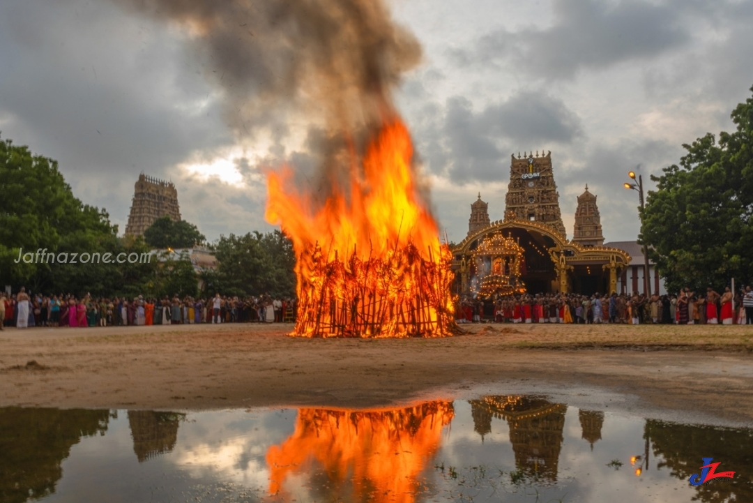 நல்லூர் கந்தசுவாமி ஆலயத்தில் வெகுசிறப்பாக இடம்பெற்ற திருக்கார்த்திகை உற்சபம்..