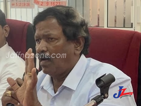 கிராம மக்களை மீள்குடியேற்றுவதற்கு அரசாங்கம் உடனடியாக நடவடிக்கை எடுக்க வேண்டும்.!