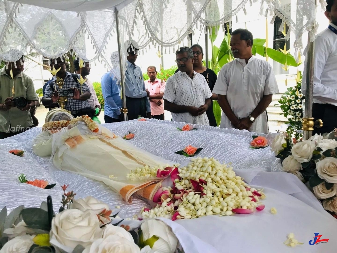 இந்திய தூதரக அதிகாரியின் பூதவுடலுக்கு யாழில் அஞ்சலி