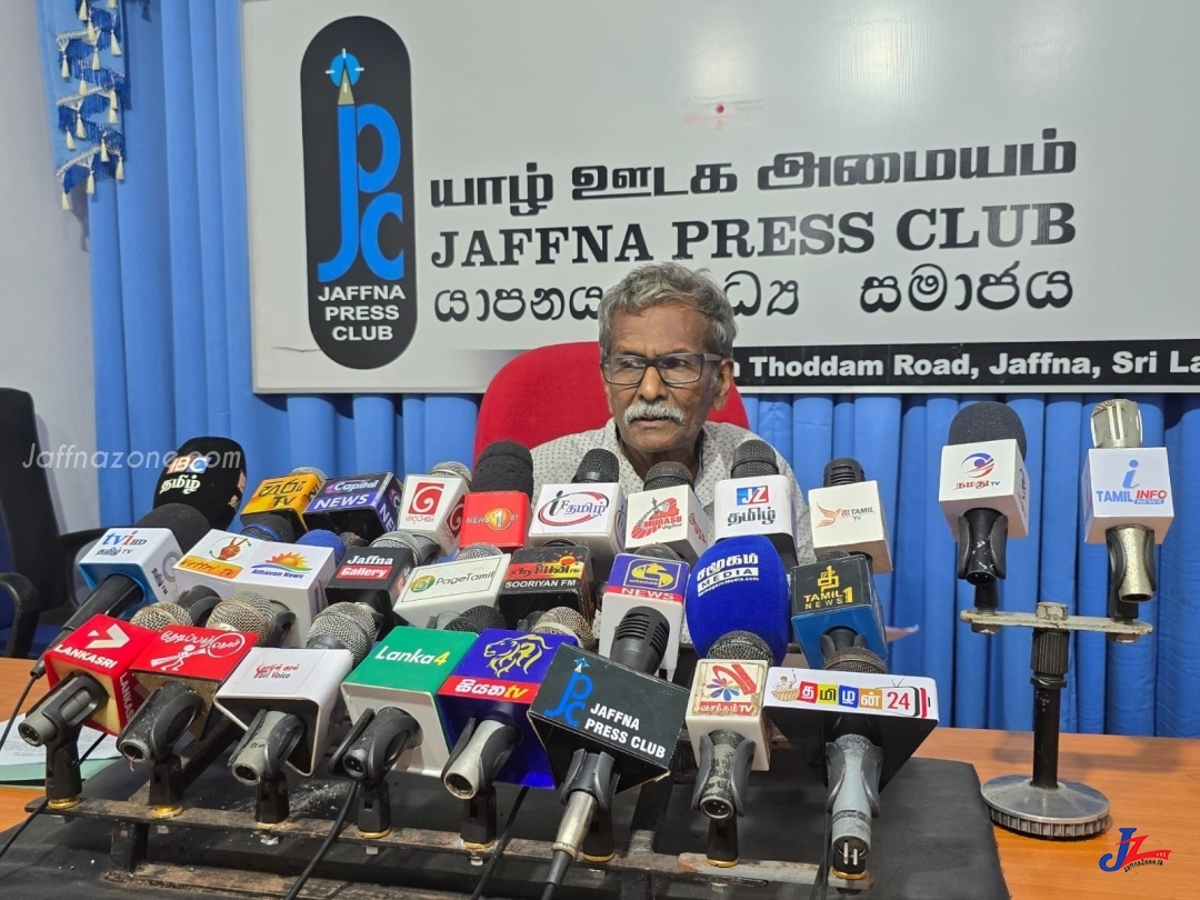 ஒட்டக்கூத்தன் பாட்டுக்கு இரட்டைத் தாழ்ப்பாள் என்று கூறுவார்கள். எனவே சுமந்திரன் மேயர் விடயத்தில் ஒதுக்கி வையுங்கள்