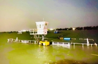 கடலில் மூழ்கிய நயினாதீவு பாதை படகு