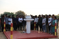 யாழ். பல்கலை மாணவர்கள் முள்ளிவாய்க்கால் நினைவு முற்றத்தில் சிரமதானப்பணியில்
