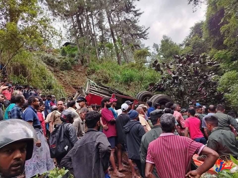 ரம்பொட பகுதியில் பேருந்து விபத்து - 11 பேர் உயிரிழப்பு