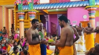 யாழில். 460.000 ரூபாய்க்கு ஏலம் போன மாம்பழம்